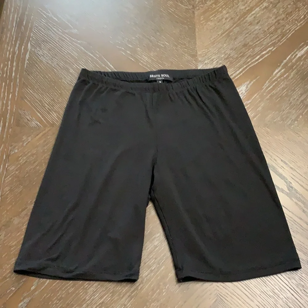 Brave Soul black Hugh waisted biker shorts Size M